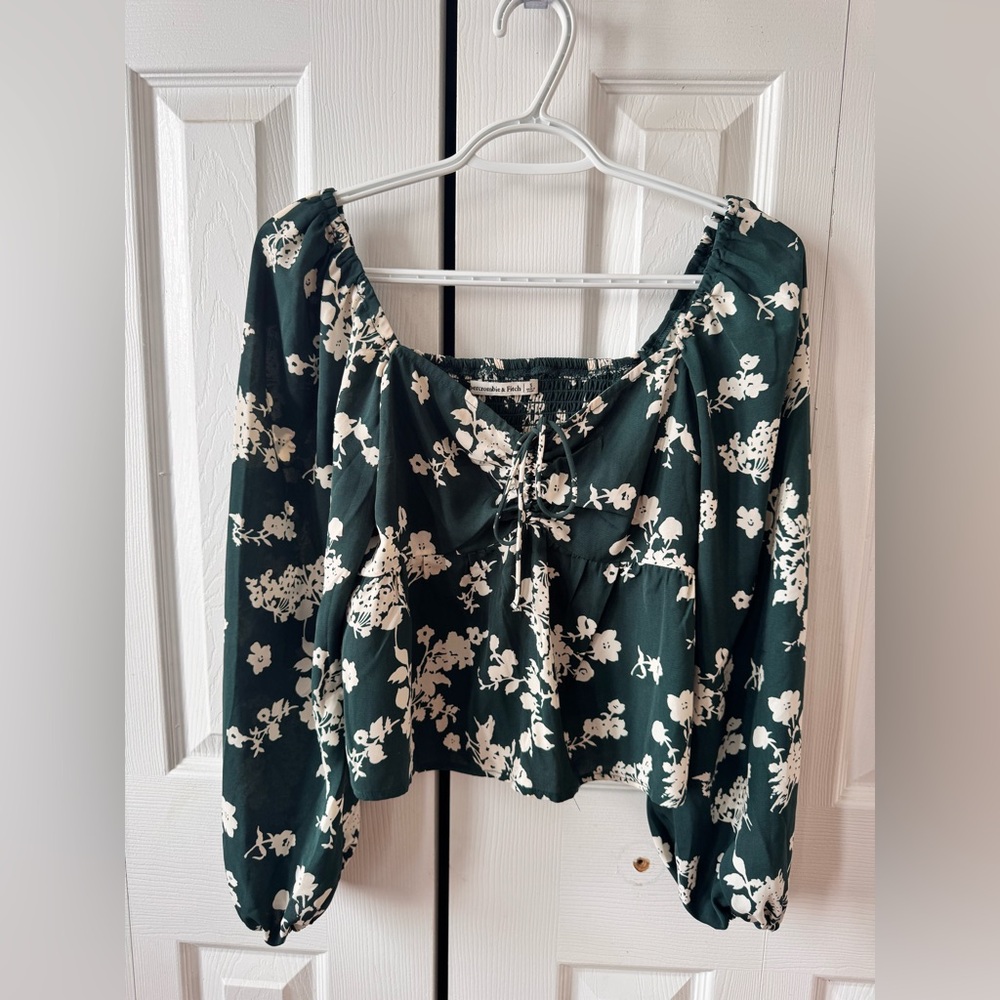 Abercrombie & Fitch Green Floral Blouse